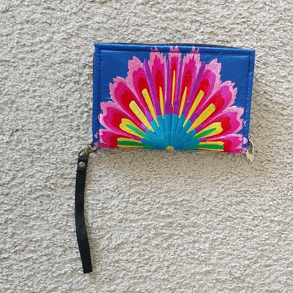 Embroidery clutch wallet/purse